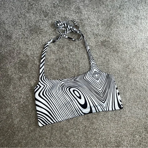 Top & skirt - Picture 2 of 4